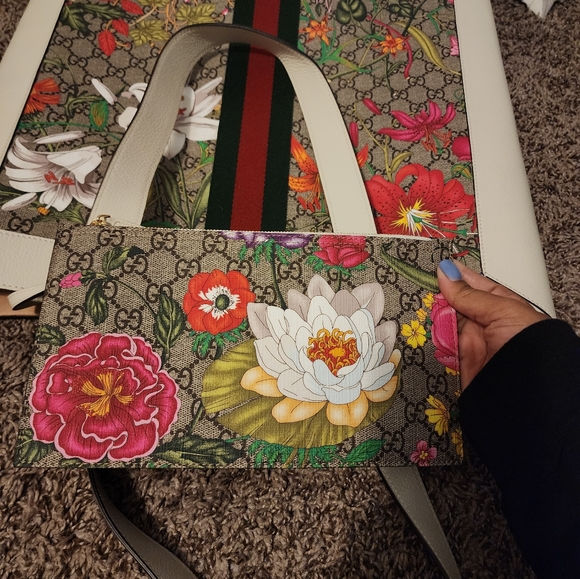 Gucci Tote Bag - Picture 9 of 9